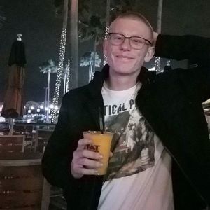 Meet your Posher, Jason